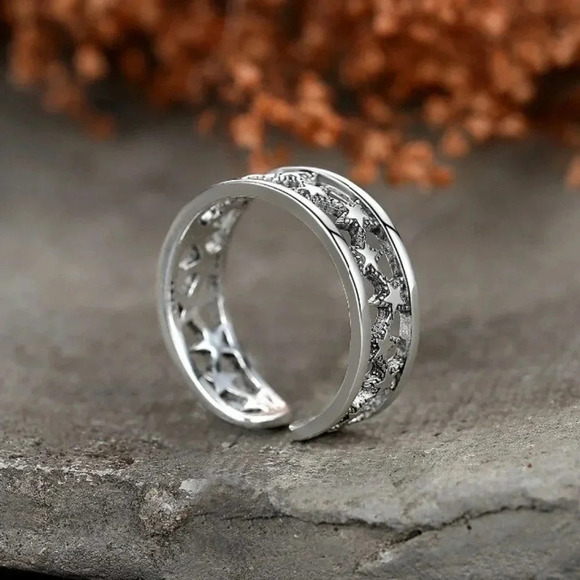 Minimalist 925 Sterling Silver Star Ring Band Chunky Silver Star Vintage Ring - Picture 2 of 5